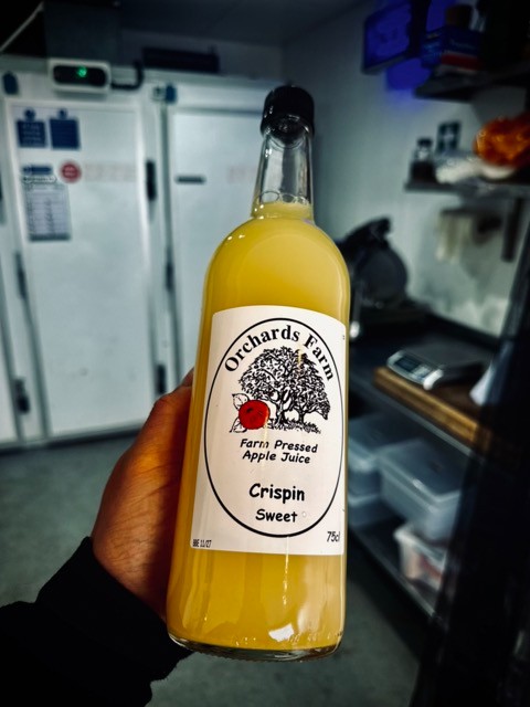 1 x Orchards Farm Apple Juice 750ml